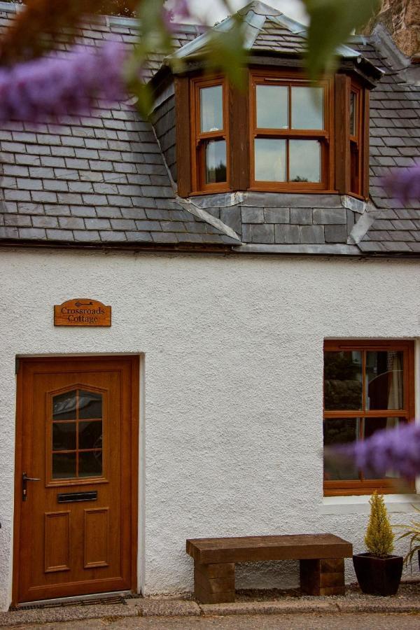 Crossroads Cottage Drumnadrochit Exterior photo